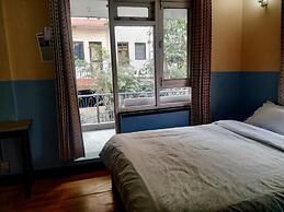 Beehive Hostel