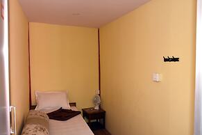 Beehive Hostel