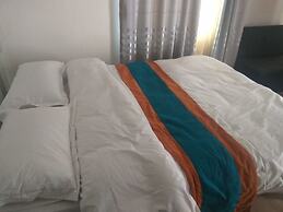 Beehive Hostel