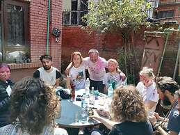 Beehive Hostel