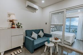 Olivia Apartment