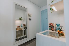 Olivia Apartment