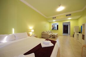 Signature Holiday Home - Venetian