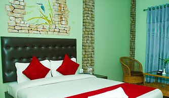 Hotel Happy Home