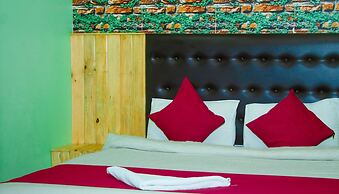 Hotel Happy Home