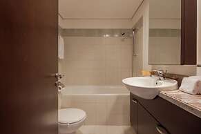 Fantastay Marina Tower