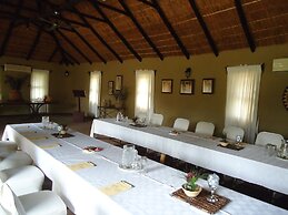 Phokoje Bush Lodge