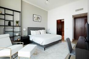 FantaStay Burj Vista tower 1