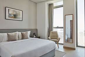 FantaStay Burj Vista tower 1