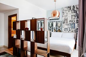 FantaStay Claren Tower 1