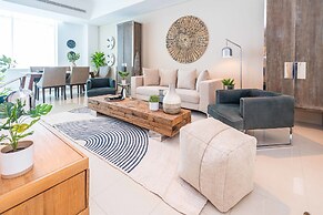 FantaStay Botanica Towers