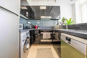 FantaStay Botanica Towers