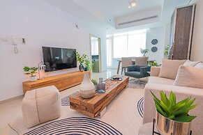 FantaStay Botanica Towers