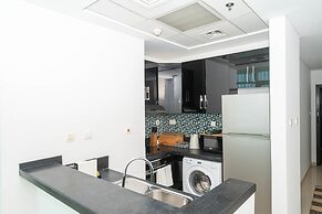 FantaStay Botanica Towers