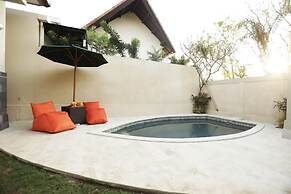 Kubu Kulat Villa