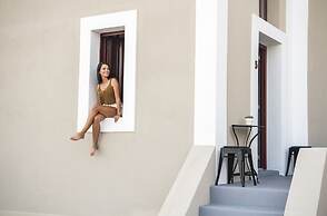 Nano Suites