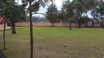Makan Hill Resort Hotel