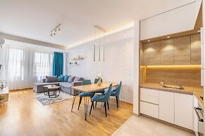 Arena Big Luxury Apartment