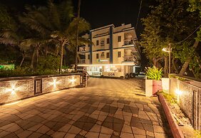 Treebo Gulmohar Beach Resort with Pool