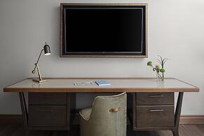 The Ben West Palm, Autograph Collection