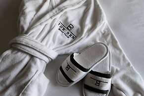 The Ben West Palm, Autograph Collection