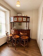 Nore View House