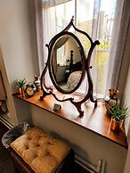 Nore View House