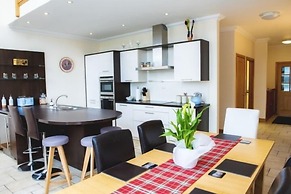 Clovenstone Lodges