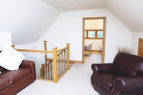 Clovenstone Lodges