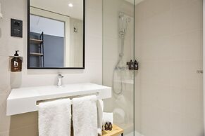 Hotel Acta Voraport