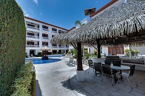 Ground Floor Unit in Beautiful Beachfront Complex