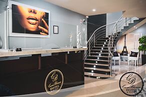 Hotel Casa Blanca & Suites