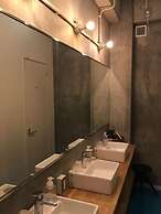 Wharf Inn - Hostel