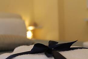Arco Suite