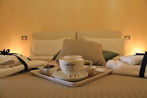 Arco Suite