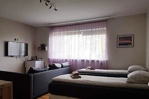 Akureyri Central Rooms