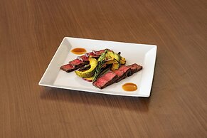 Courtyard by Marriott Osaka Honmachi
