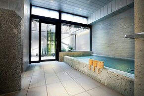 Courtyard by Marriott Osaka Honmachi