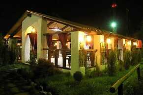 Senator's Park Hotel