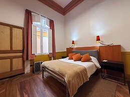 Happy House Hostel