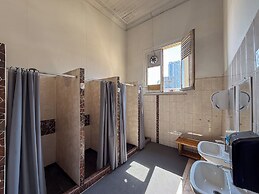 Happy House Hostel