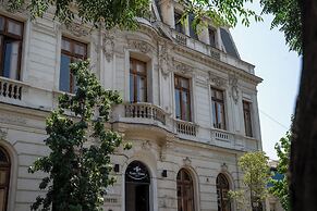 Happy House Hostel