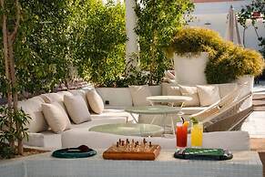 Bab Hotel