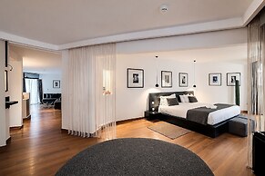 Bab Hotel