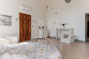 VILLA GUINIGI EXCLUSIVE RESIDENCE & POOL