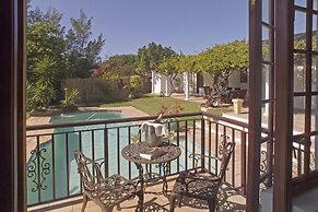Three Palms Luxury Cottage