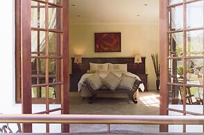 Three Palms Luxury Cottage