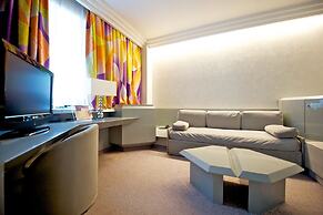 Executive Luxury Hotel