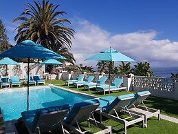 The Clarendon - Bantry Bay