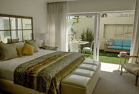 The Clarendon - Bantry Bay